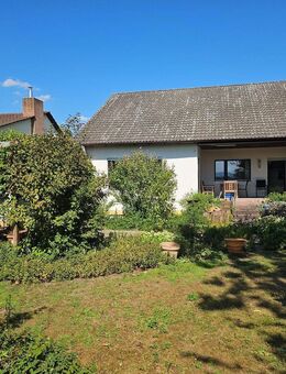 Gepflegtes 1-2 Familienhaus mit freiem Blick auf die Haardt! - Dannstadt-Schauernheim