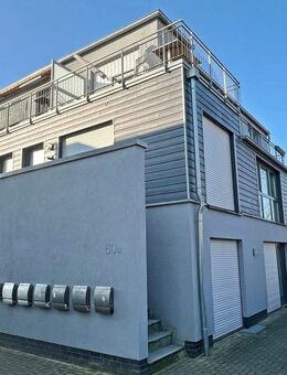 Solide Kapitalanlage: Mehrfamilienhaus (BJ 2015) in attraktiver Lage von Vechta - Vechta