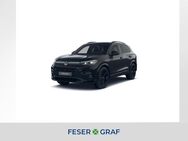 VW Tiguan, 2.0 TDI R-Line BlackStyle, Jahr 2022 - Erlangen