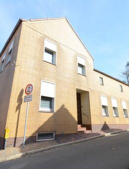 -Provisionsfrei- Großes modernisiertes Einfamilienhaus im Herzen von Meldorf - Meldorf