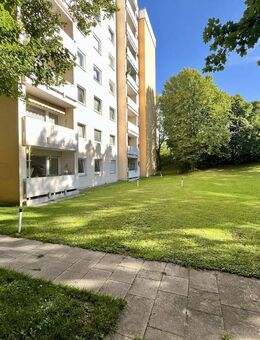 Moosach | Vermietete 4-Zi.-Wohnung mit Westbalkon und TG-Stellplatz - München
