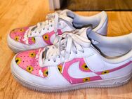 Süße rosa Nike Sneaker Unikat 🌺 - Leipzig