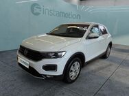 VW T-Roc, 2.0 TDI Style APP, Jahr 2021 - München