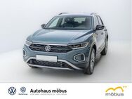 VW T-Roc, 1.5 l TSI Life 150PS APP, Jahr 2022 - Berlin