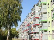 Mit Blick ins Grüne gelegene 3-Raum-Wohnung mit Balkon - Chemnitz