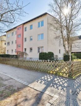 Schöner Wohnen, ruhig, unvermietet, gut geschnitten, Balkon - Berlin