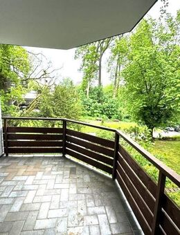 Schöne 3 Zimmerwohnung mit EBK und Balkon in Berglage - Amberg