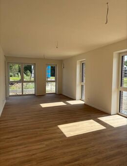 Großzügige Erdgeschosswohnung am Fliegerhorst in Oldenburg ! - Oldenburg