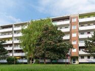 3-Zimmer-Wohnung mit EBK, Dusche und Balkon (WBS)! - Dresden