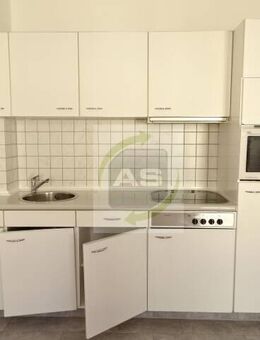 Charmant mit Balkon + Küchenmöblierung - Chemnitz