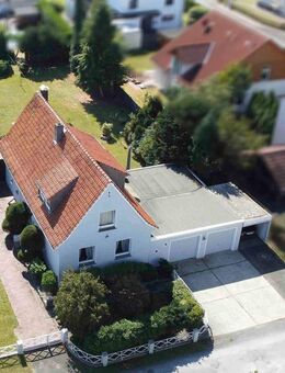 Einfamilienhaus mit 1.268 m² Grundstück in Bielefeld-Heideblümchen - Bielefeld