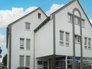 Sofort einziehen: modernisierte 3-Zi.-ETW mit Balkon und 2 Stellplätzen in Büttelborn - Büttelborn