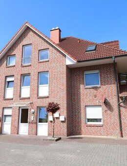 Topgepflegte 2 Zi.- Eigentumswohnung mit überdachtem Balkon und Pkw-Stellplatz in zentraler Stadtlage - Cloppenburg