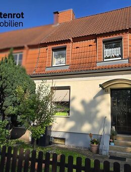 Leuna- gemütliches Häuschen mit hübschangelegten Garten - Leuna