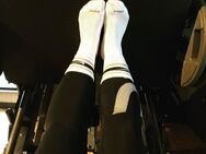 ** sportlich und authentisch: stinkige Socken mit Charakter!** - Hamburg