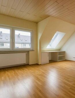 Solide 3-Zi.-Whg. mit Garage, energetisch saniert, ca. 4,5 % Nettorendite & gutes Wachstumspotenzial - Gersthofen