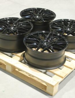 Set-JR#415 – Japan Racing JR28 Felgenset - Neuhaus (Inn)