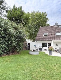 Herzlich Willkommen Zuhause! Freistehendes, familienfreundliches Einfamilienhaus auf traumhaftem Grundstück in Dümpten! - Mülheim (Ruhr)
