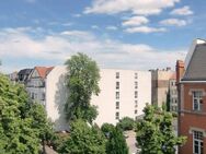 +++ Befristeter Mietvertrag für 2,5 Jahre +++, sonnige, zentral gelegene 3,5 Zi. Wohnung im Altbau mit Süd Loggia - Berlin