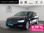 VW Passat Variant, 2.0 TDI Business A, Jahr 2023 - Oelsnitz (Erzgebirge)