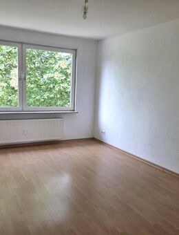 Sonnige 3-Zimmer-Wohnung in Hannover-List mit Balkon - Hannover