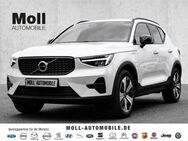 Volvo XC40 Plus Dark Recharge Plug-In Hybrid 2WD T5 Twin Engine EU6d StandHZG Navi digitales Cockpit - Aachen