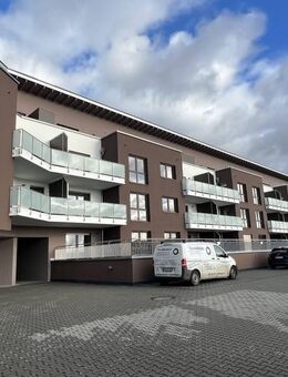 Mit traumhafter Terrasse! Moderne, lichtdurchflutete 2 Zimmer-Wohnung mit WOW-Effekt, Umgehungsstr. 14, Niederweimar - Weimar (Lahn)