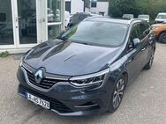 Renault Megane, Grandtour TCe 140 GPF TECHNO, Jahr 2023 - Ludwigsburg