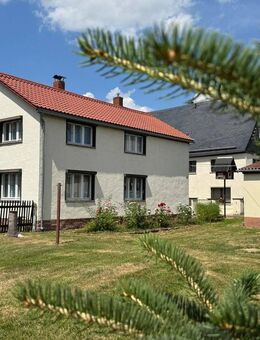 Gemütliches Eigenheim mit großem Grundstück und Garage in ruhiger Lage nahe Chemnitz - Frankenberg (Sachsen)