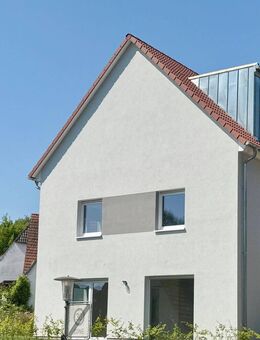 GERADLINIG: ERSTBEZUG/ NEUBAU-HAUS MIT BESONDERER AUSSTATTUNG UND GARTEN! - Dielheim