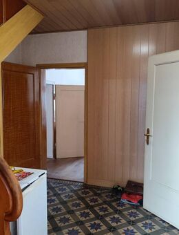 Wohnhaus mit Nebengebäuden und Gartenanteil - Vogtei