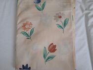 Stoffbahn mit Blumen, ca. 140 x 800 cm - Lippstadt