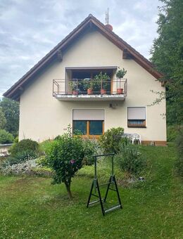 Zwei idyllische Einfamilienhäuser am Waldrand von Greifenstein-Ulm - Greifenstein