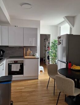 Zentrumsnahe Singlewohnung mit Einbauküche und Stellplatz - Villingen-Schwenningen