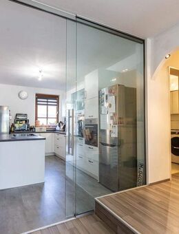 Gepflegte und großzügig geschnittene Etagenwohnung für Kapitalanleger oder zur Eigennutzung - Maisach