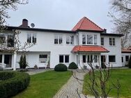 Villa auf uneinsehbarem Parkgrundstück - Dransfeld