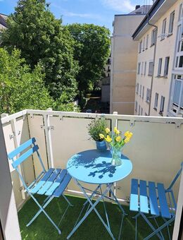 FREIE + sonnige 2-ZW m. BALKON (möbliert) / TOPLAGE NORDEND-WEST / PROVISIONSFREI v. PRIVAT - Frankfurt (Main)