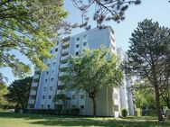 Sonnige und modern 3-Zimmer-Wohnung mit Einbauküche und grünem Ausblick auf dem Balkon - München
