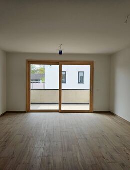 Exklusive 2-Zimmer-Wohnung *barrierefrei *Tiefgarage *Aufzug - Königswinter