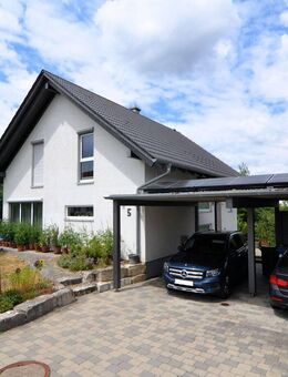 Neuwertiges Einfamilienhaus mit Carport - Riedlingen