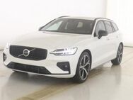 Volvo V60, B4 Plus Dark 19Zoll, Jahr 2024 - Celle