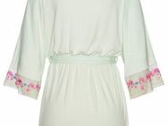 LASCANA Kimono, Kurzform, Viskose, Kimono-Kragen, Gürtel, mit schönen Spitzeneinsätzen