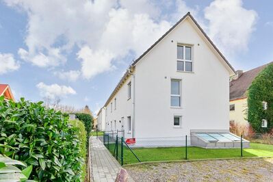 ERSTBEZUG! Attraktive Neubau-Doppelhaushälfte in familienfreundlicher Umgebung