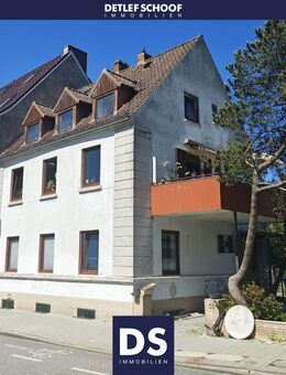 Dreifamiilenhaus mit Potential auf großem Grundstück in Kiel-Ellerbek - Kiel