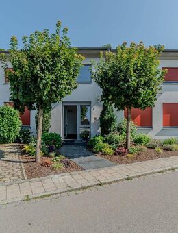 Sehr schöne 2 Zimmerwohnung mit Balkon und Einbauküche - Wasserburg (Inn)