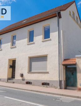 Zweifamilienhaus in Hecklingen mit Garten, Nebengebäude und großem Potenzial! - Hecklingen