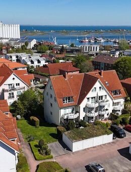 HEILIGENHAFEN / OSTSEEBLICK / TOP 2-3-ZI.-MAIS.-ETW/ KAMIN / BJ. 1996 / 2 BÄDER / LOGGIA / GARAGE - Heiligenhafen
