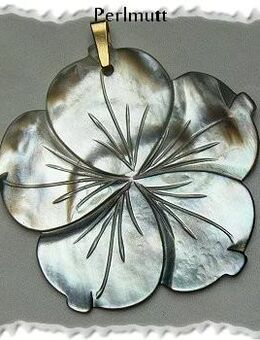 floraler Perlmuttanhänger, 585 Goldschlaufe - Stemmen