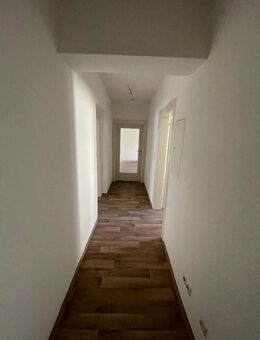 Gepflegte 3-Zimmer-Wohnung im 2. Obergeschoss in 90489 Nürnberg-Schoppershof - Nürnberg