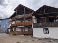 Schöne 2 Zimmer-Dachgeschoss-Wohnung in lukrativer und genialer Lage von Grießen! - Klettgau